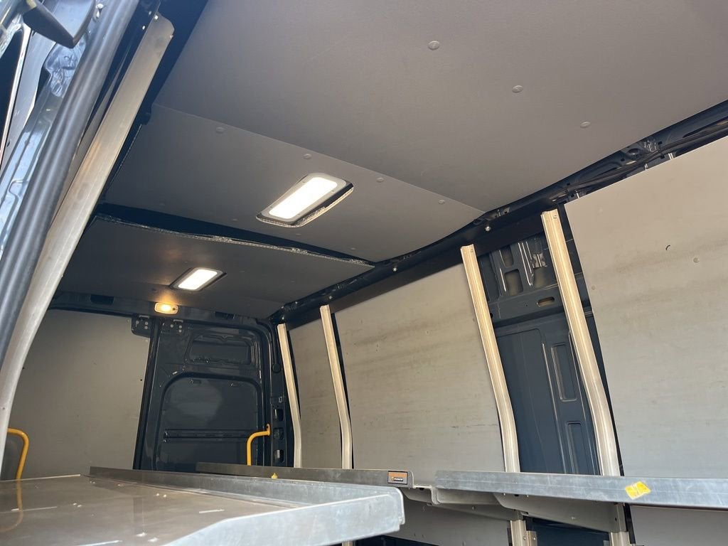 2019 Mercedes-Benz Sprinter Van 2500 HIGH ROOF 17