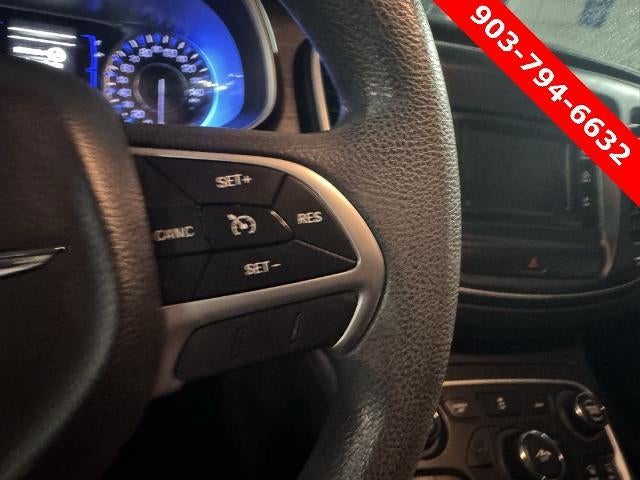 2015 Chrysler 200 4dr Sdn Limited FWD