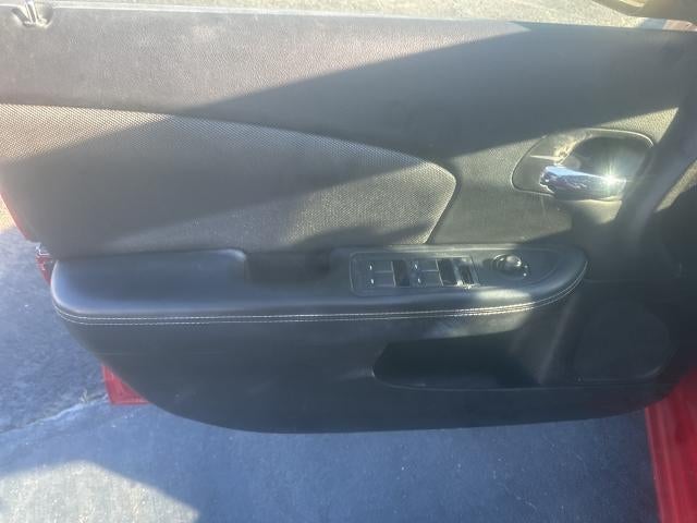 2013 Dodge Avenger 4dr Sdn SE