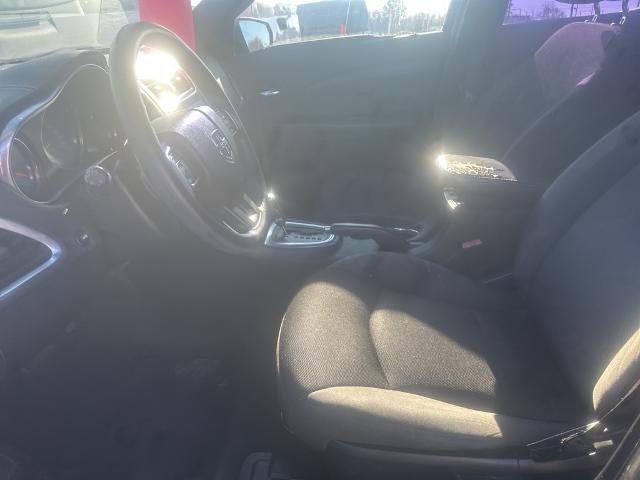 2013 Dodge Avenger 4dr Sdn SE