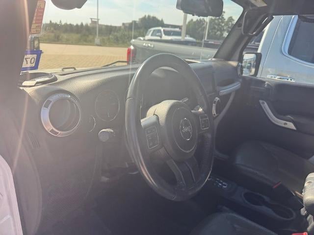 2016 Jeep Wrangler Unlimited 4WD 4dr Sahara