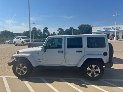 2016 Jeep Wrangler Unlimited 4WD 4dr Sahara