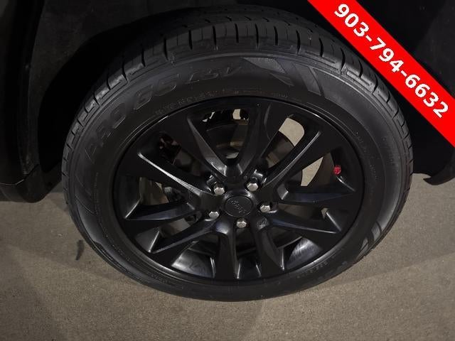 2017 Jeep Grand Cherokee Altitude 4x2 *Ltd Avail*