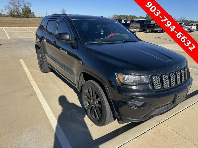 2017 Jeep Grand Cherokee Altitude 4x2 *Ltd Avail*