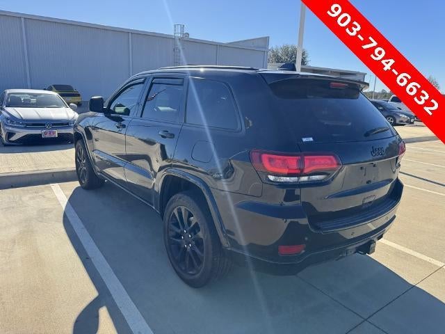 2017 Jeep Grand Cherokee Altitude 4x2 *Ltd Avail*