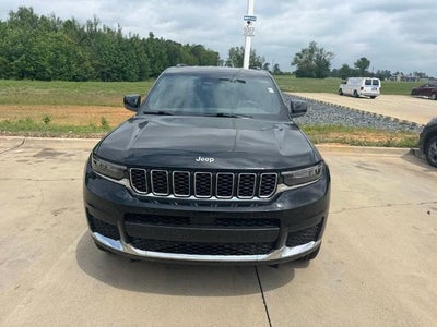 2024 Jeep Grand Cherokee L Laredo 4x4