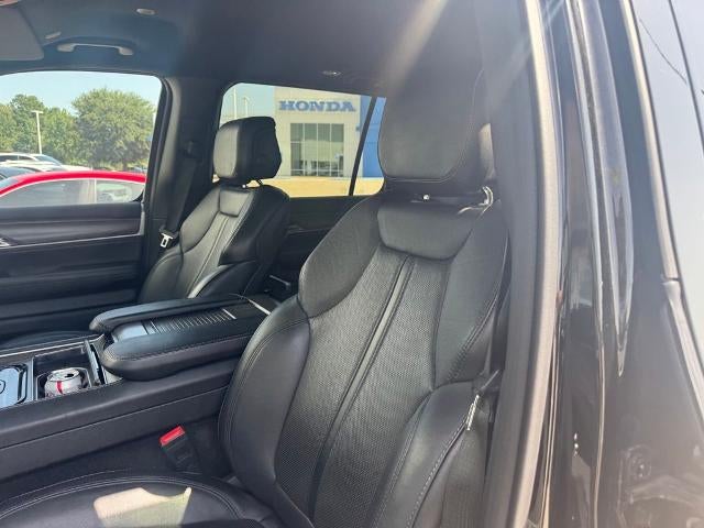 2024 Jeep Wagoneer L Series II 4x2 *Ltd Avail*