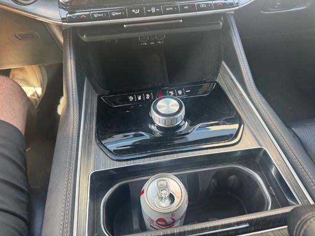 2024 Jeep Wagoneer L Series II 4x2 *Ltd Avail*