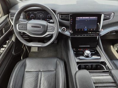 2023 Jeep Wagoneer L Series II 4x2