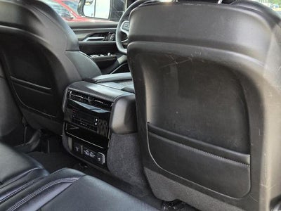 2023 Jeep Wagoneer L Series II 4x2