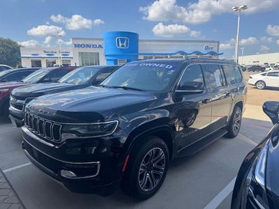 2023 Jeep Wagoneer L Series II 4x2
