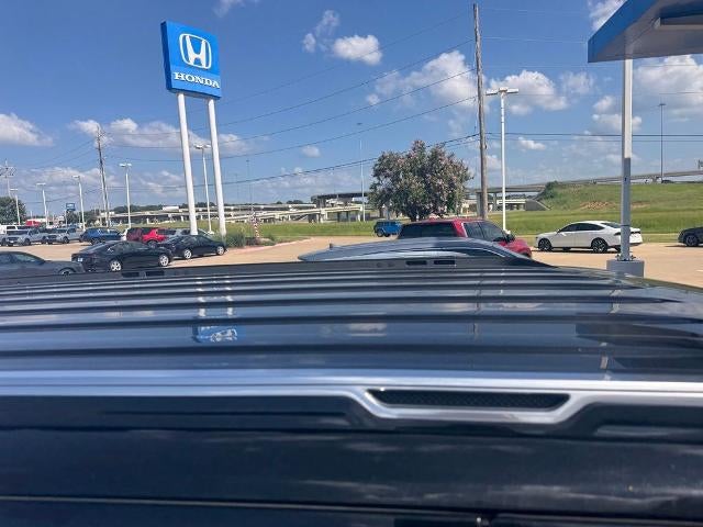 2023 Jeep Wagoneer L Series II 4x2