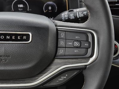 2023 Jeep Wagoneer L Series II 4x2