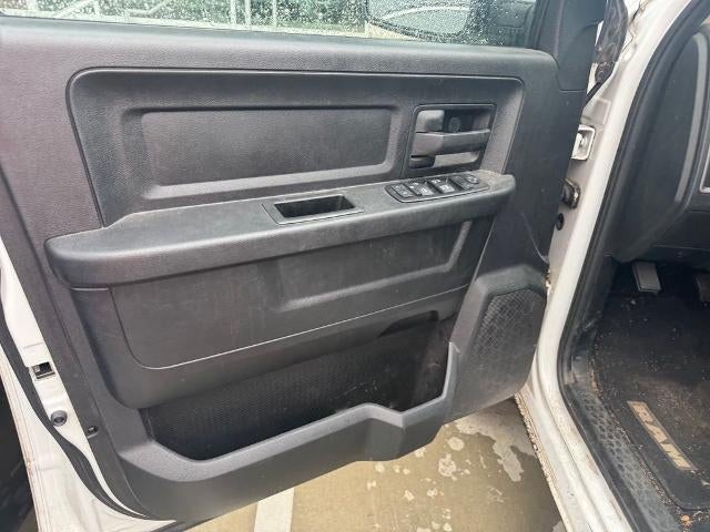 2015 RAM 1500 2WD Quad Cab 6.4 Ft Box Express