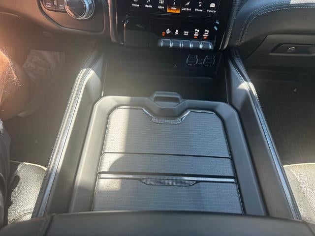 2022 RAM 1500 Limited 4x4 Crew Cab 5'7" Box
