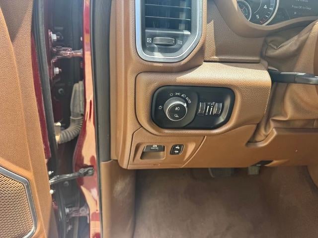 2022 RAM 1500 Laramie 4x4 Crew Cab 5'7" Box