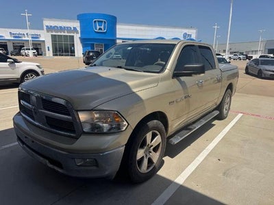 2011 RAM 1500 4WD Crew Cab 5.7 Ft Box Lone Star