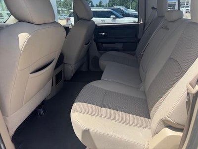 2011 RAM 1500 4WD Crew Cab 5.7 Ft Box Lone Star