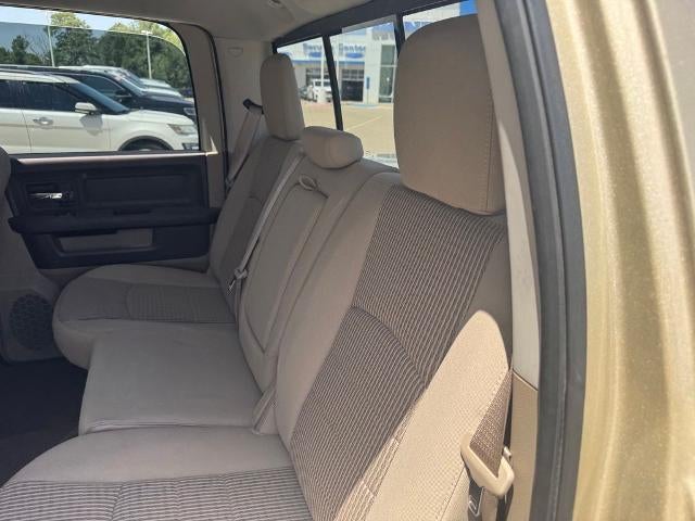 2011 RAM 1500 4WD Crew Cab 5.7 Ft Box Lone Star
