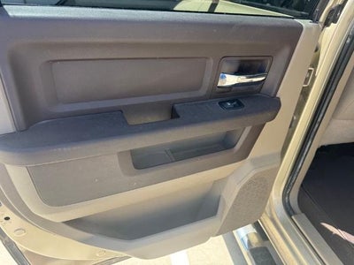 2011 RAM 1500 4WD Crew Cab 5.7 Ft Box Lone Star
