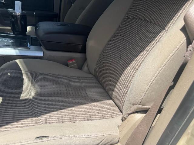 2011 RAM 1500 4WD Crew Cab 5.7 Ft Box Lone Star