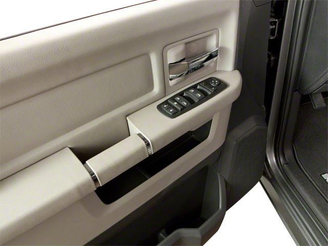 2011 RAM 1500 4WD Crew Cab 5.7 Ft Box Lone Star