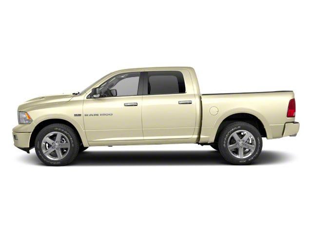 2011 RAM 1500 4WD Crew Cab 5.7 Ft Box Lone Star