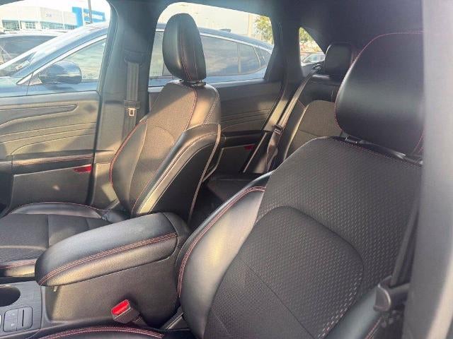2025 Ford Escape ST-Line Select AWD