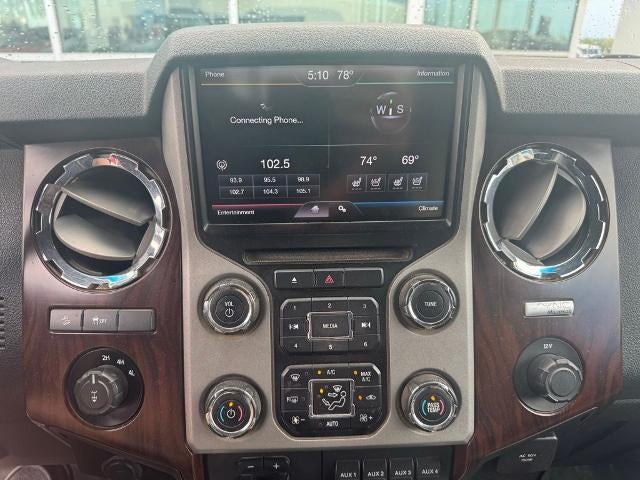 2013 Ford Super Duty F-350 SRW 4WD Crew Cab 6-3/4 Ft Box Lariat
