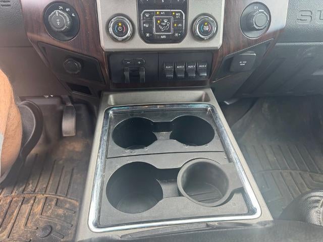 2013 Ford Super Duty F-350 SRW 4WD Crew Cab 6-3/4 Ft Box Lariat