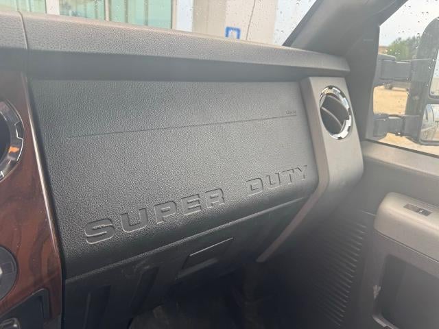 2013 Ford Super Duty F-350 SRW 4WD Crew Cab 6-3/4 Ft Box Lariat