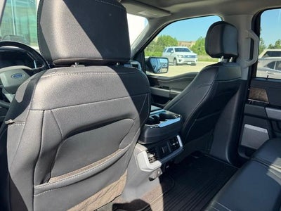 2023 Ford F-150 LARIAT 4WD SuperCrew 5.5' Box