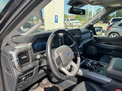 2023 Ford F-150 LARIAT 4WD SuperCrew 5.5' Box