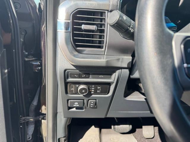 2023 Ford F-150 LARIAT 4WD SuperCrew 5.5' Box