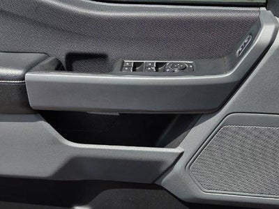 2023 Ford F-150 XL 4WD SuperCrew 5.5' Box