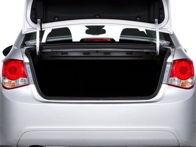 2011 Chevrolet Cruze Sedan LS