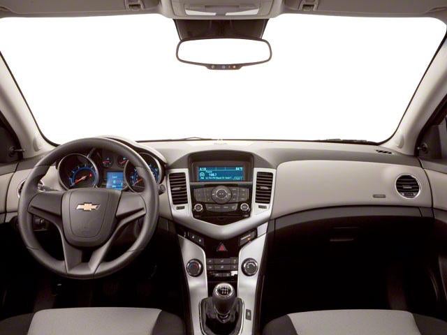 2011 Chevrolet Cruze Sedan LS