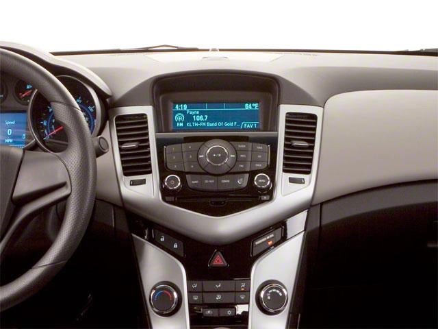 2011 Chevrolet Cruze Sedan LS