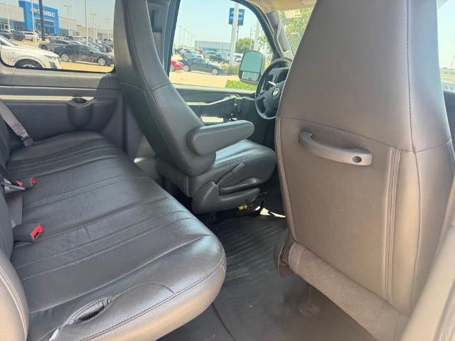 2023 Chevrolet Express Passenger 3500 Regular Wheelbase Rear-Wheel Drive 1LS