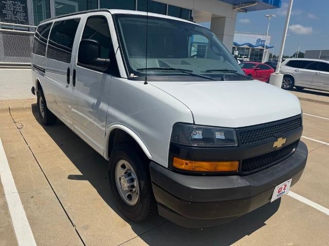 2023 Chevrolet Express Passenger 3500 Regular Wheelbase Rear-Wheel Drive 1LS