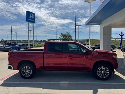 2023 Chevrolet Silverado 1500 Crew Cab Short Box 4-Wheel Drive LT 1LT