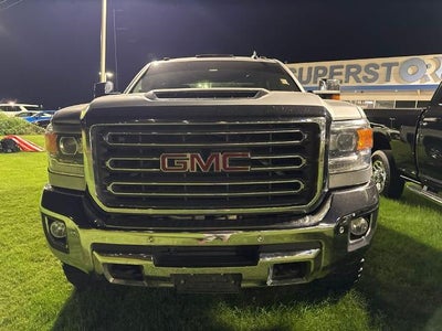 2019 GMC Sierra 2500 HD Crew Cab Standard Box 4-Wheel Drive SLT