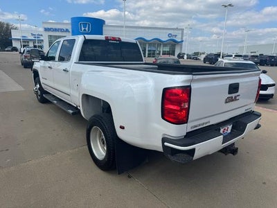 2019 GMC Sierra 3500HD Crew Cab Long Box 4-Wheel Drive Denali