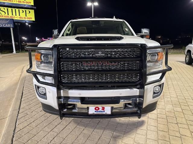 2019 GMC Sierra 3500HD Crew Cab Long Box 4-Wheel Drive Denali