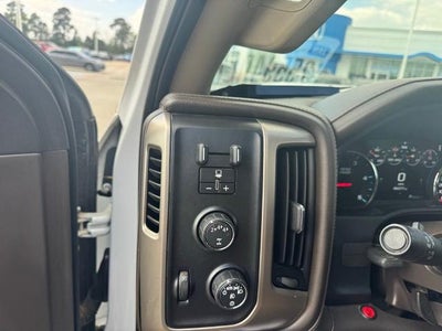 2019 GMC Sierra 3500HD Crew Cab Long Box 4-Wheel Drive Denali