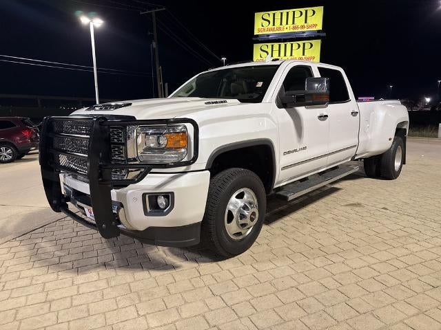 2019 GMC Sierra 3500HD Crew Cab Long Box 4-Wheel Drive Denali