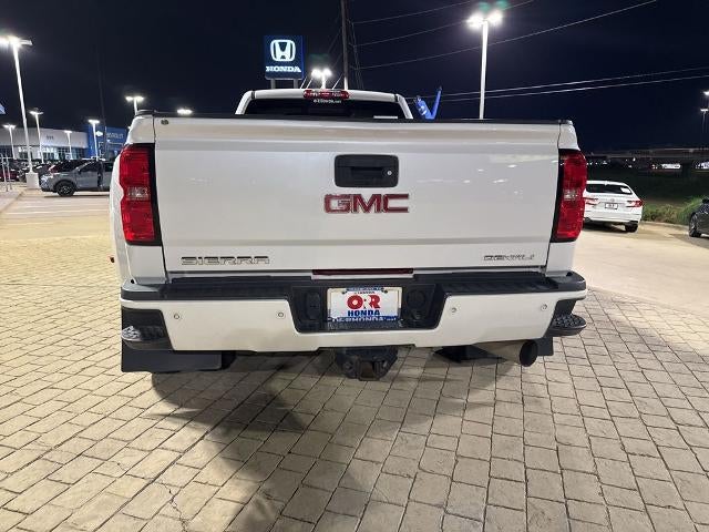2019 GMC Sierra 3500HD Crew Cab Long Box 4-Wheel Drive Denali