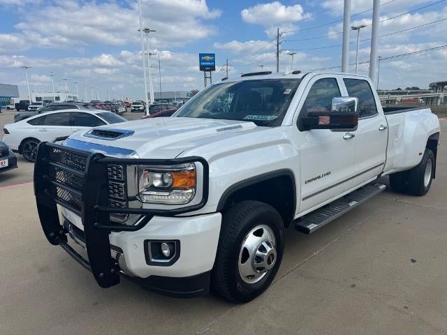 2019 GMC Sierra 3500HD Crew Cab Long Box 4-Wheel Drive Denali