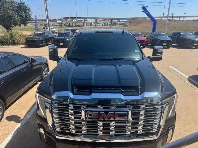 2025 GMC Sierra 2500 HD Crew Cab Standard Box 4-Wheel Drive Denali