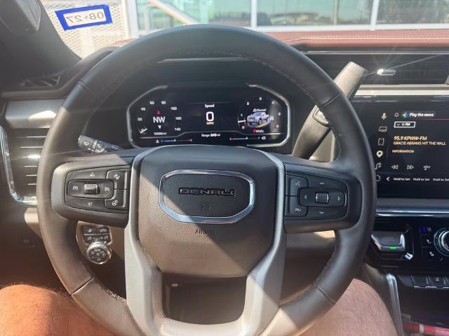 2025 GMC Sierra 2500 HD Crew Cab Standard Box 4-Wheel Drive Denali
